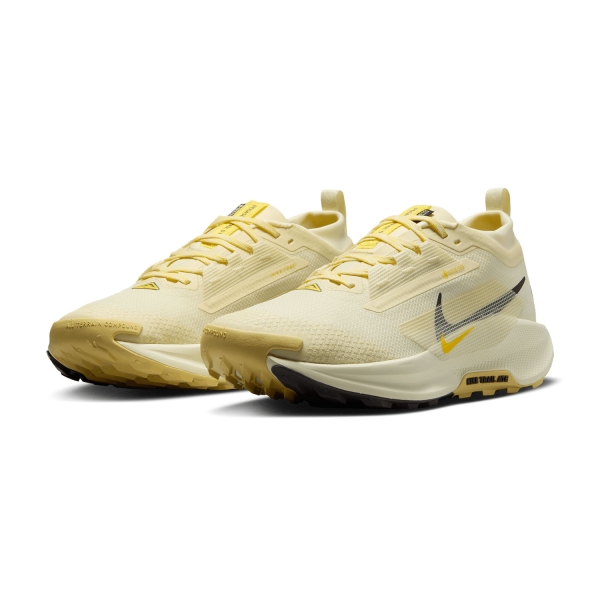 Nike ReactX Pegasus Trail 5 GTX - Alabaster/Medium Ash/Saturn Gold