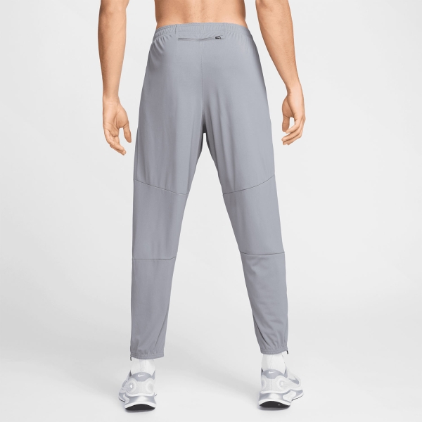 Nike Dri-FIT Challenger Pantalones - Smoke Grey/Reflective Silver