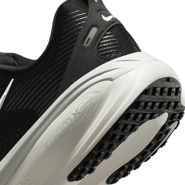 Nike Vomero 18 - Black/Summit White/Coconut Milk