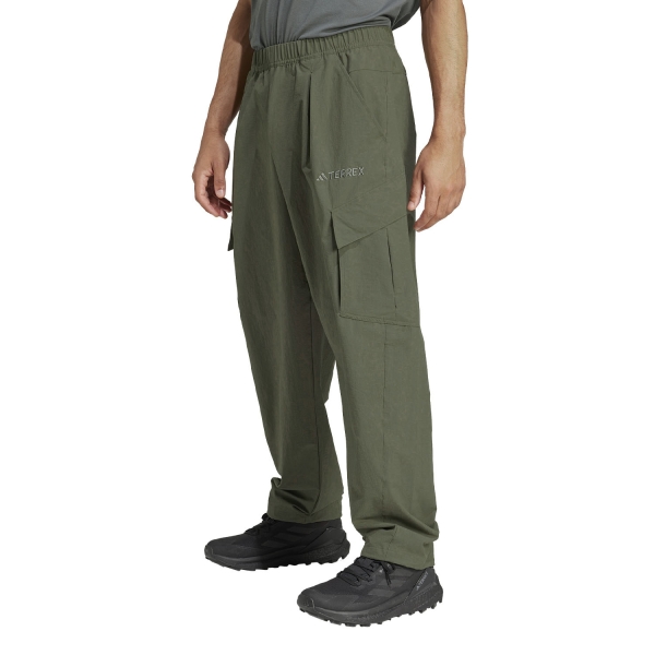 Shorts y Pants Outdoor Hombre adidas Cargo Terrex Xploric Pantalones  Olive Strata JF3714