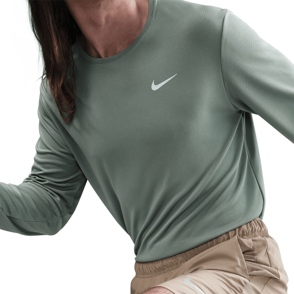Nike Dri-FIT UV Miler Maglia - Clay Green/Reflective Silver