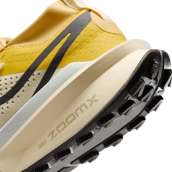 Nike Zegama Trail 2 - Alabaster/Medium Ash/Lightening