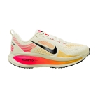 Nike Vomero 18 - Sail/Black/Bright Crimson/Laser Orange