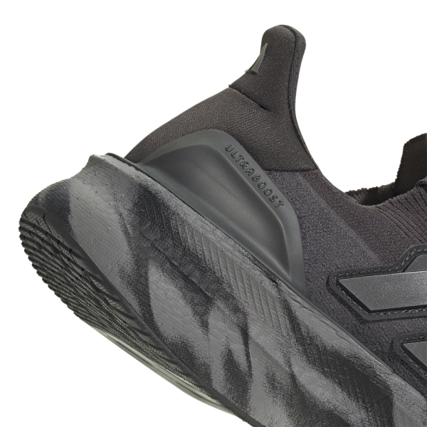 adidas Ultraboost 5 - Carbon/Grey Six/Core Black