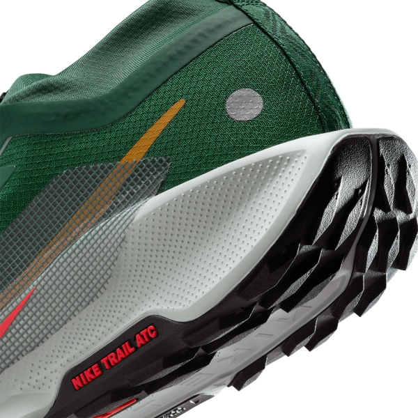 Nike ReactX Pegasus Trail 5 GTX - Fir/Bright Crimson/Clay Green
