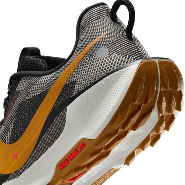 Nike ReactX Pegasus Trail 5 - Black/Desert Ochre/Fir/College Grey
