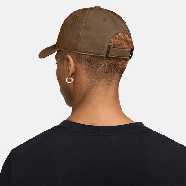 Nike Dri-FIT Club Logo Cap - Mosswood Brown/White
