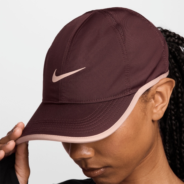 Nike Dri-FIT Club Cap - Burgundy Crush/Particle Pink