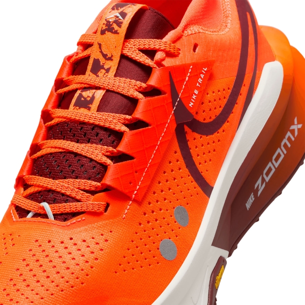 Nike Zegama Trail 2 - Hyper Crimson/Dark Team Red/Glacier Blue