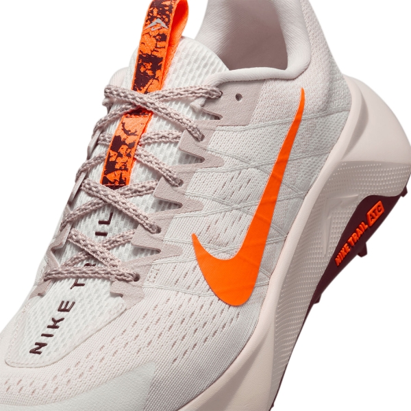 Nike Wildhorse 10 - Sail/Hyper Crimson/Silt Red