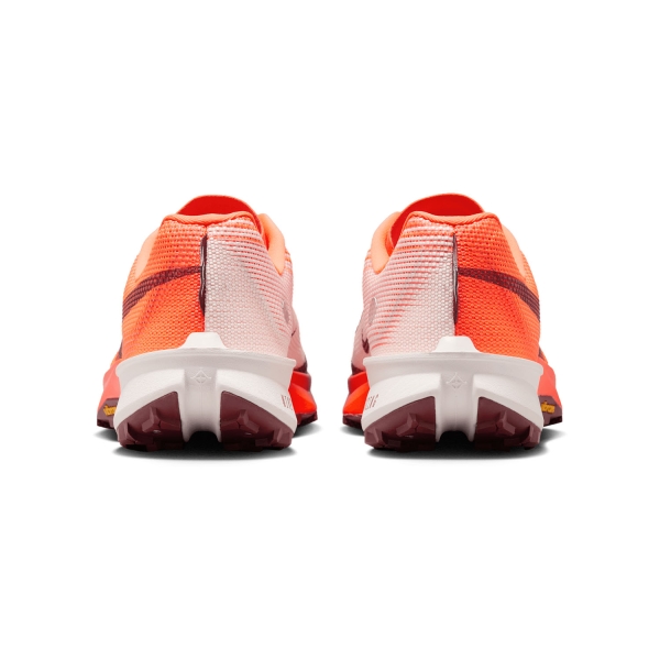 Nike React Terra Kiger 10 - Hyper Crimson/Dark Team Red/Sail