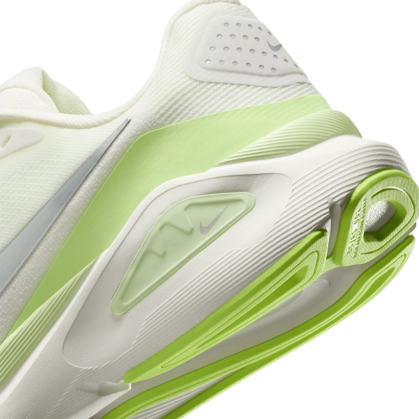 Nike Structure 26 - Summit White/Chrome/Barely Volt/Sail