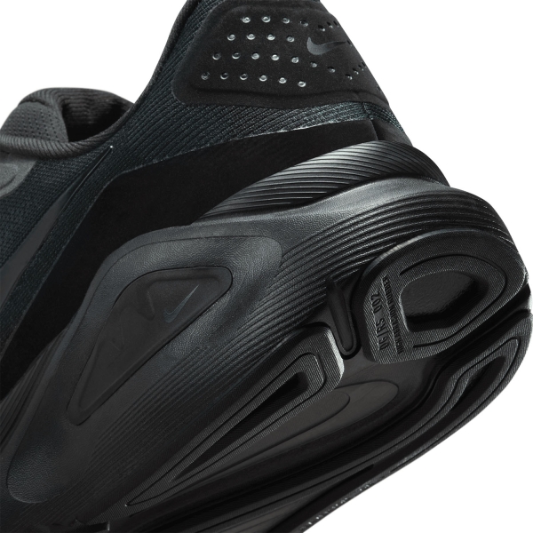 Nike Structure 26 - Black/Iron Grey