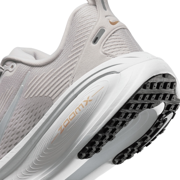 Nike Vomero 18 - Vast Grey/Wolf Grey/Summit White/Hemp