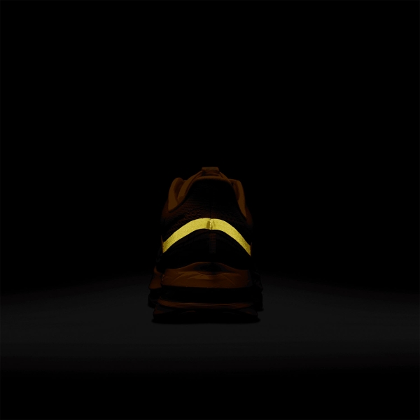 Nike Pegasus Premium LV8 - University Gold/Black/Laser Orange