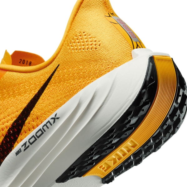 Nike Pegasus Plus LV8 - University Gold/Black/Laser Orange/Sail