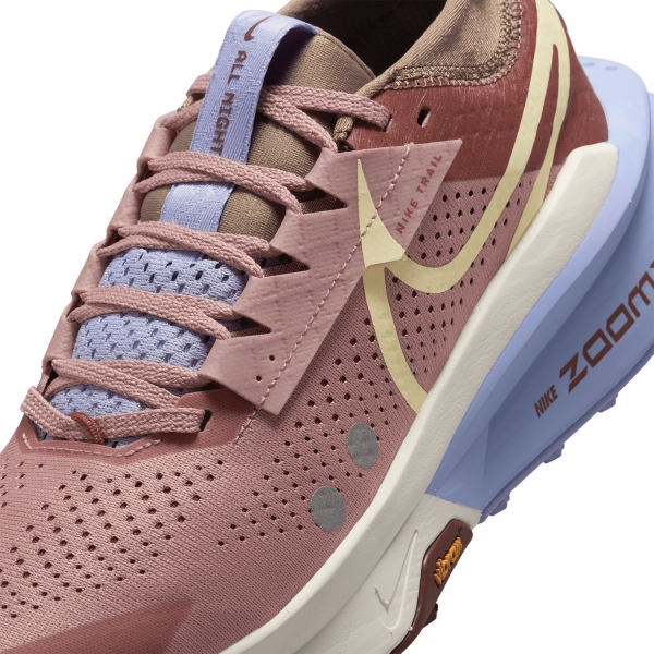 Nike Zegama Trail 2 - Red Stardust/Alabaster/Mars Stone