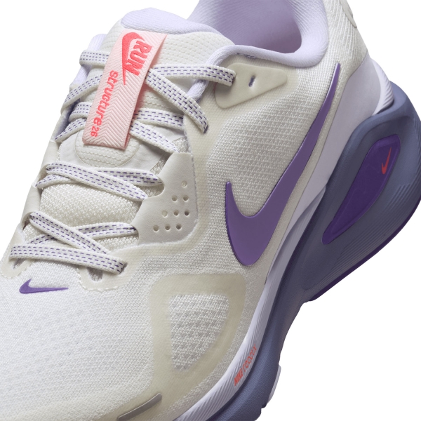 Nike Structure 26 - Summit White/Wild Grape/Amethyst Tint
