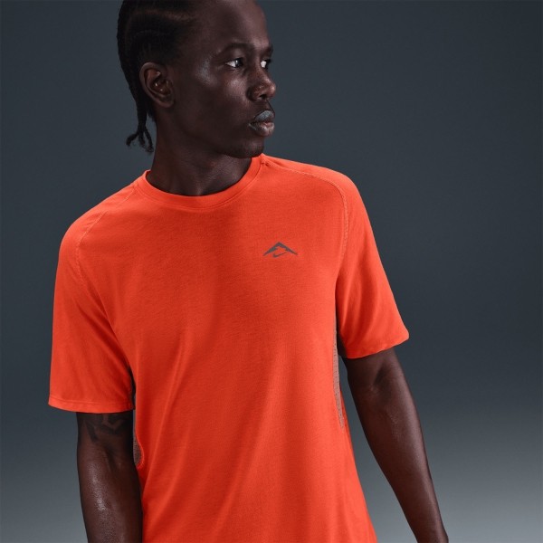 Nike Dri-FIT ADV Solar Chase Maglietta - Picante Red/Black
