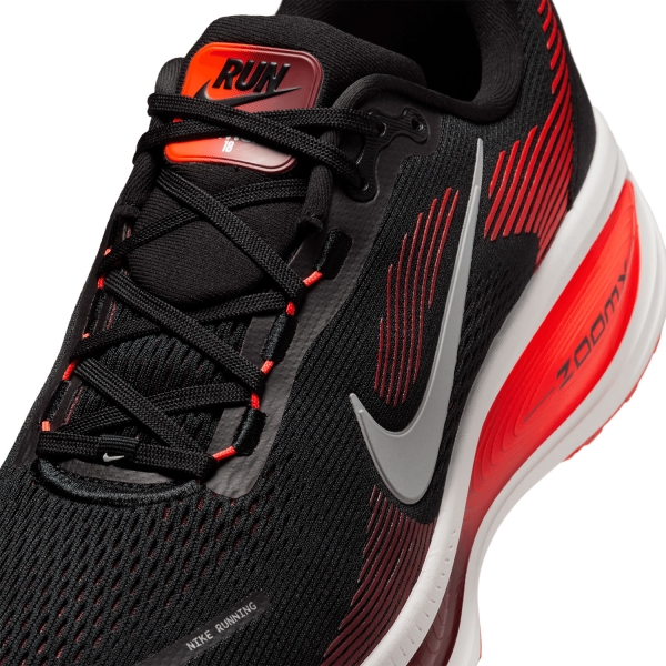 Nike Vomero 18 - Black/Summit White/Bright Crimson