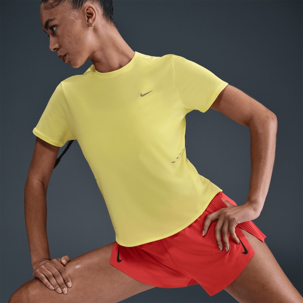 Nike Swift T-Shirt - Light Zitron/Reflective Silver