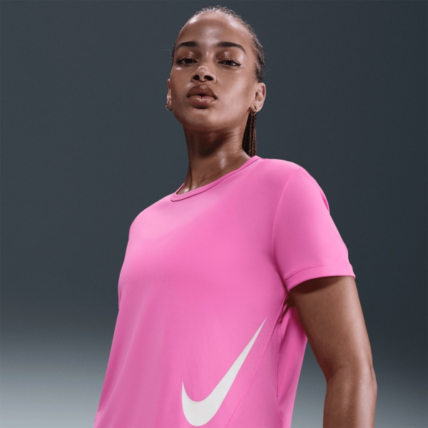 Nike Tempo Swoosh T-Shirt - Playful Pink/White