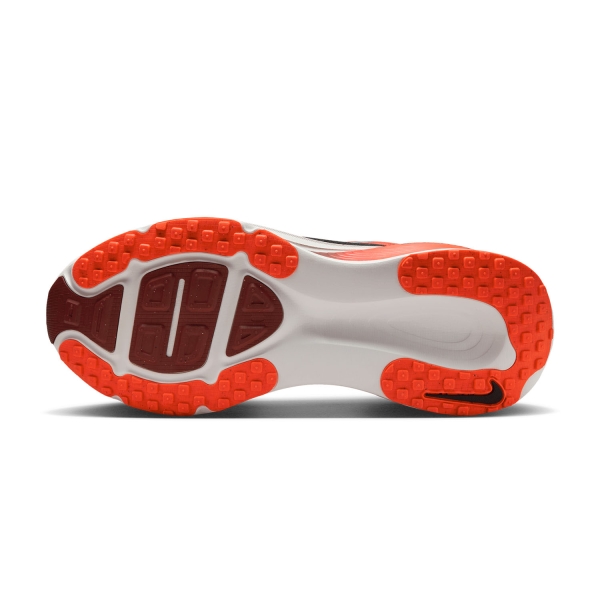 Nike Vomero 18 Wide - Black/Summit White/Bright Crimson