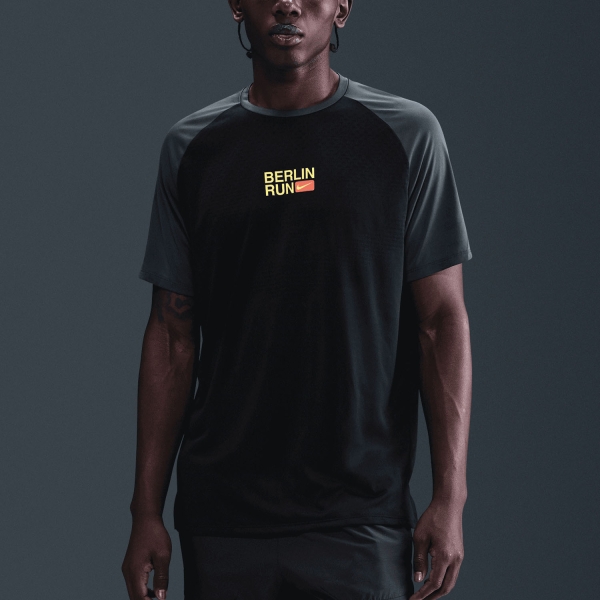 Maglietta Running Uomo Nike City Marathon Maglietta  Black/Anthracite IH4069010