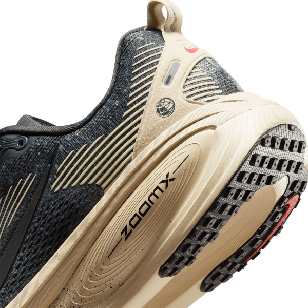 Nike Vomero 18 SE - Oatmeal/Black/Anthracite/Volt
