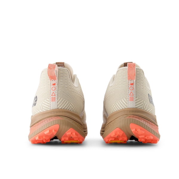 New Balance FuelCell Supercomp Trail - Bisque