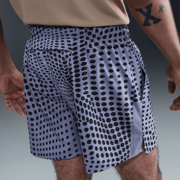 Nike Challenger Graphic 5in Shorts - World Indigo/Reflective Silver