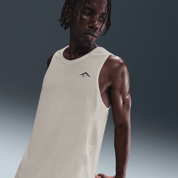 Nike Solar Chase Top - Sail/Black