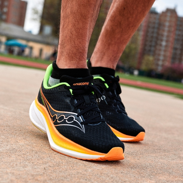 Saucony Endorphin Speed 5 - Black/Vo2