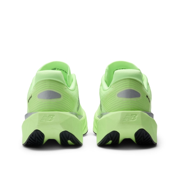 New Balance FuelCell Rebel v5 - Lab Green/Silver Metallic/White