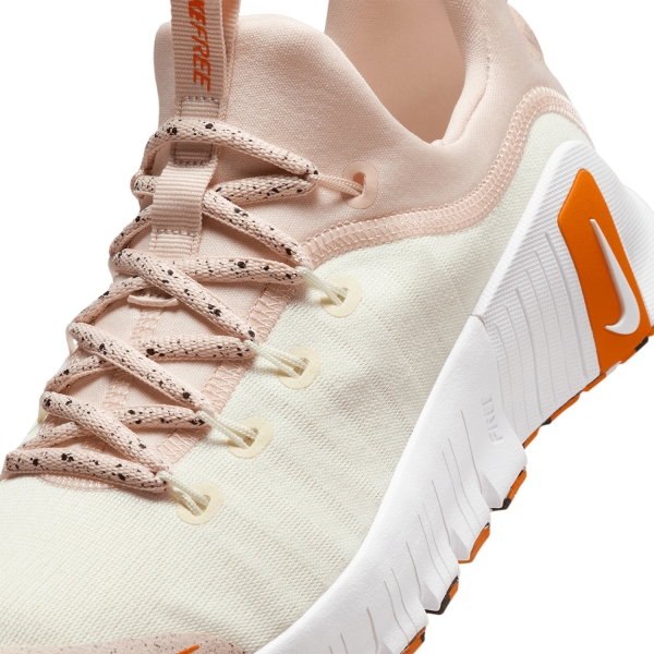 Nike Free Metcon 6 - Soft Pearl/Black/Pearl White