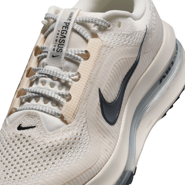 Nike Pegasus Premium - Sail/Off Noir/Metallic Silver