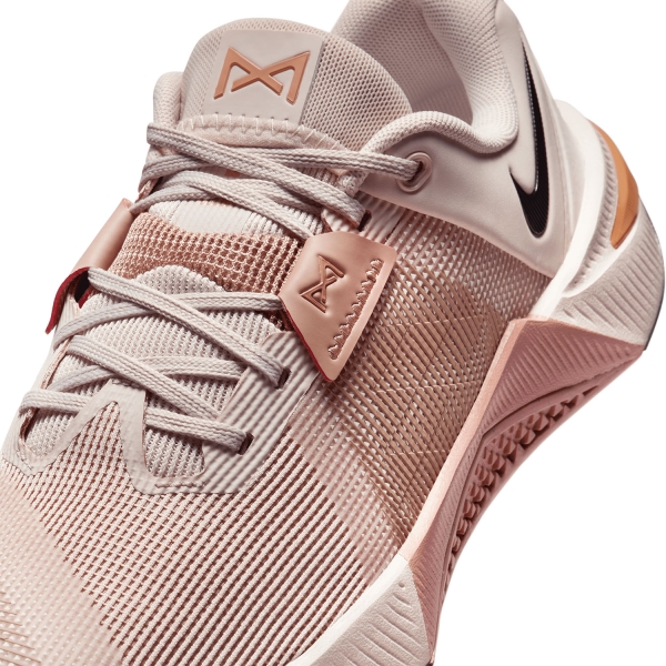 Nike Metcon 10 - Silt Red/Black/Particle Pink