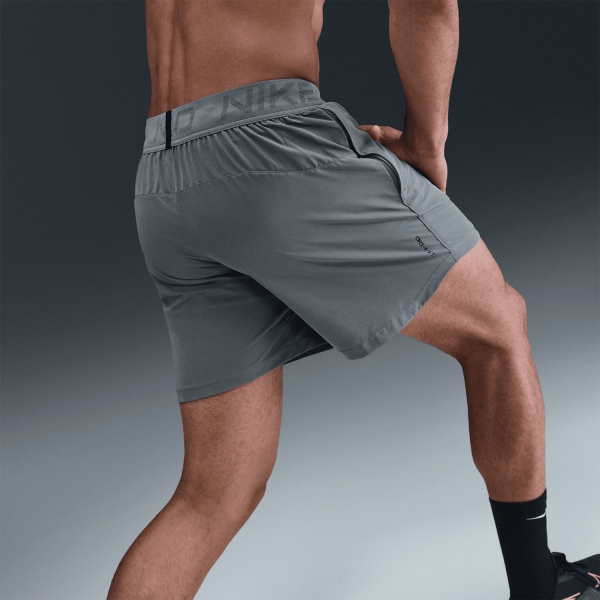 Nike Pro 6in Pantaloncini - Smoke Grey/Black