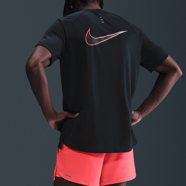 Nike Dri-FIT ADV Energy Stride Maglietta - Black/Bright Crimson