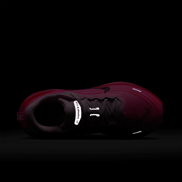Nike Vomero Plus - Hyper Pink/Burgundy Crush/Bright Crimson