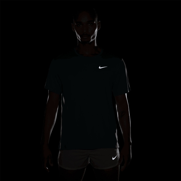 Nike Dri-FIT UV Run Division Miler Maglietta - Cannon/Reflective Silver