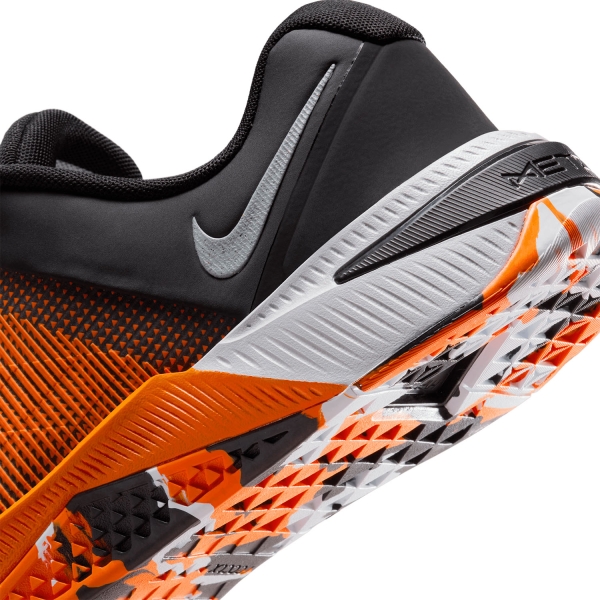 Nike Metcon 10 - Black/Wolf Grey/Safety Orange