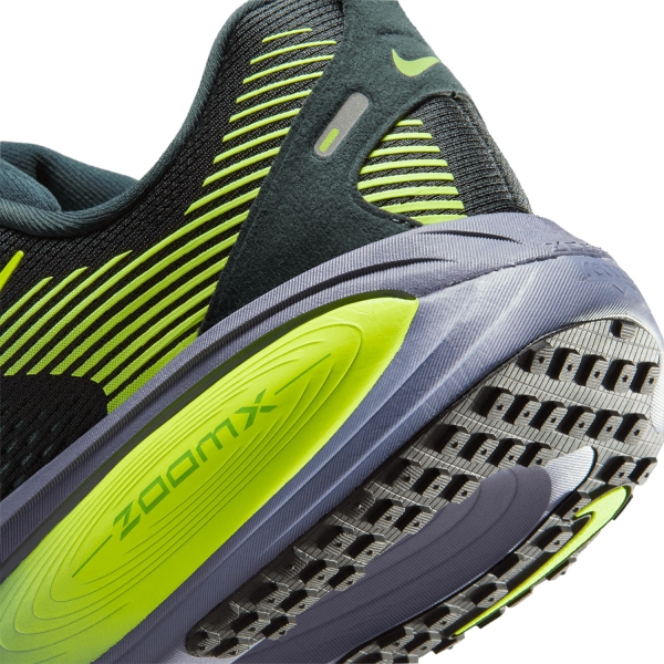 Nike Vomero 18 - Seaweed/Volt/Cannon/Sanded Purple
