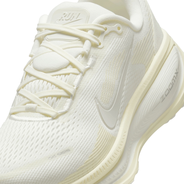 Nike Vomero 18 - Sail/Summit White/Coconut Milk/White