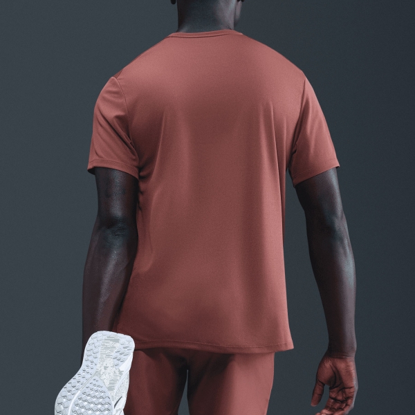 Nike Miler Winterized T-Shirt - Red Sepia/Reflective Silver