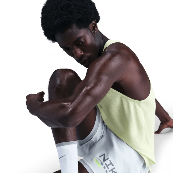 Nike Challenger Pro 2 in 1 5in Shorts - Pure Platinum/Light Smoke Grey/Volt/Reflective Silver