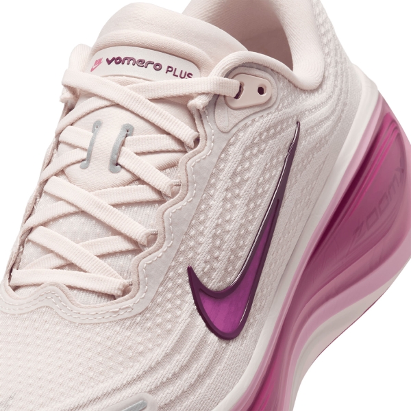 Nike Vomero Plus - Silt Red/Bordeaux/Sweet Beet
