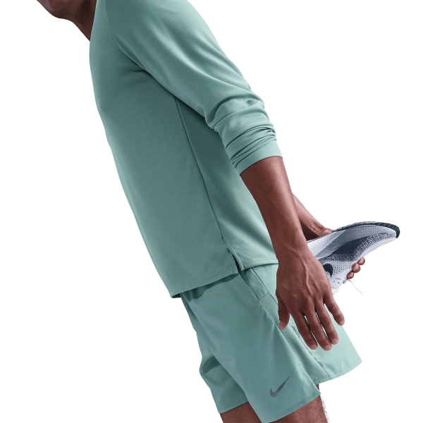 Nike Challenger Logo 7in Pantaloncini - Cannon/Black/Reflective Silver