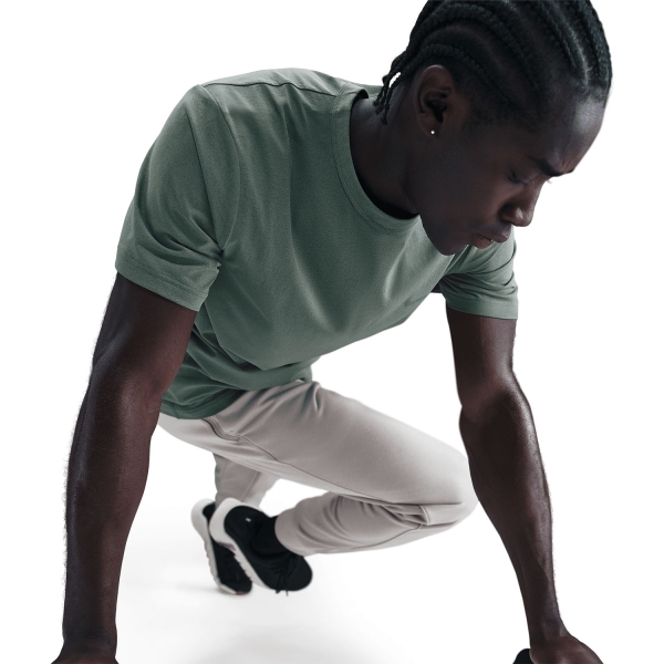 Nike Dri-FIT Hyverse T-Shirt - Clay Green