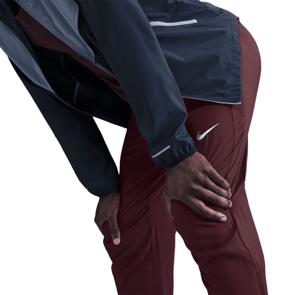 Nike Challenger Pants - Burgundy Crush/Black/Reflective Silver